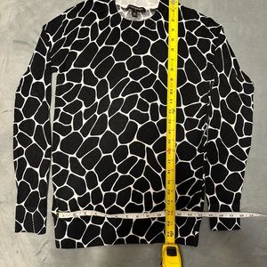 XS / EUC Banana Republic Giraffe Print Sweater Snow Day